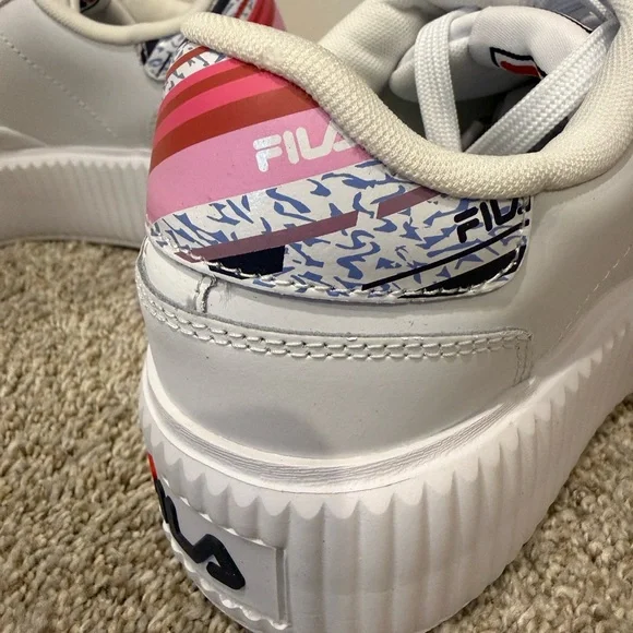 FILA Sandblast Oversole Sneakers - Picture 11 of 13